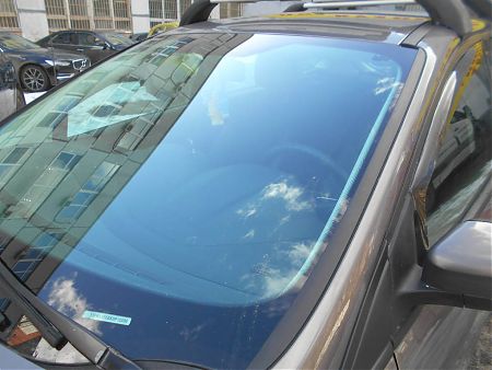 Восстановленная стойка лобового стекла автомобиля Ford Focus